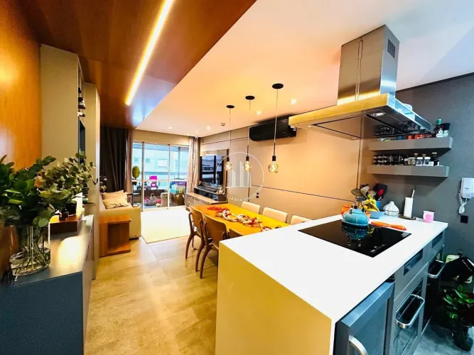 Apartamento para Venda em Florianópolis, Jardim Atlântico, 3 dormitórios, 2 suítes, 2 banh