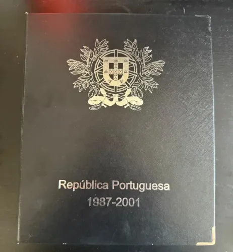 Álbum de Luxo Moedas Escudos República Portuguesa 1987-2001 - 3BZN - 5 Faces + Cas