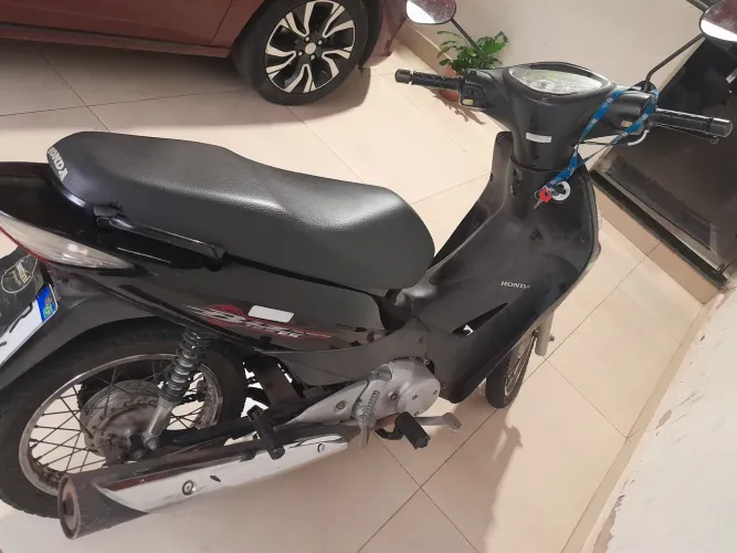 Vendo honda biz 125 2010