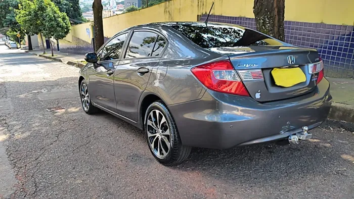 Honda Civic Sedan LXR 2.0 Flexone 16V Aut. 4P 2015