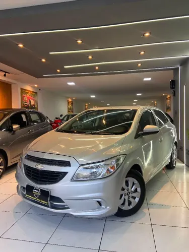 Chevrolet Onix JOY Hatch 1.0 8V Flex Mec. 4P 2018