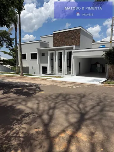 Casas em Condomínio para venda em Valinhos no bairro Vale do Itamaraca