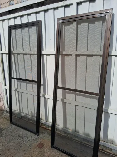 Porta mosquiteiro de aluminio210x75inio