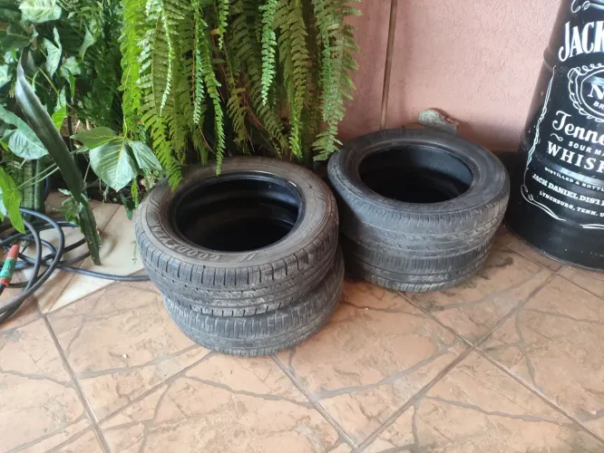 Vendo pneu aro 14