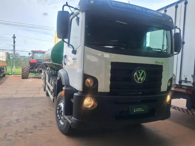 Volkswagen 31.330 2023