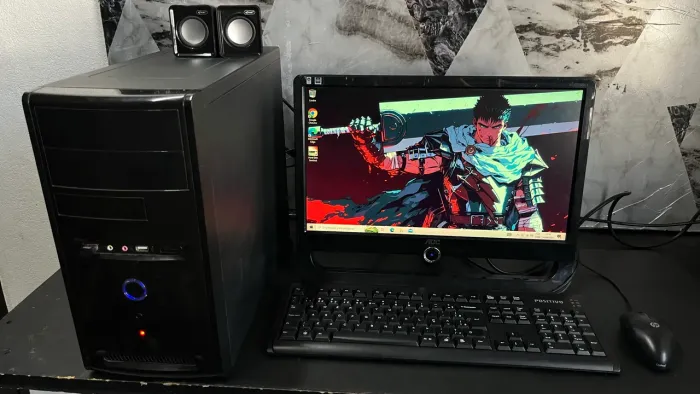 Computador Completo i7, 8GB de RAM + Monitor 19 polegadas + wifi (Entrego e instalo)