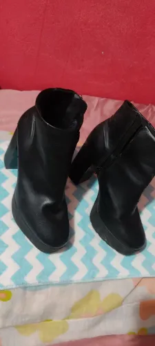 Bota super linda para compor o seu look 