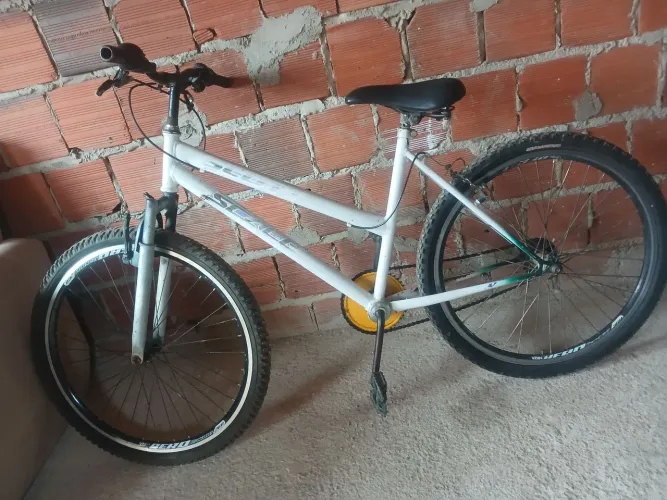 Vendo essa bicicleta adulto aro 26