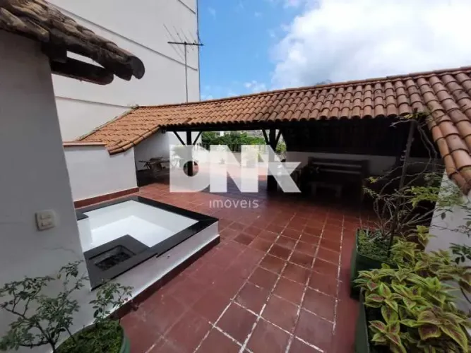 Cobertura duplex com vaga