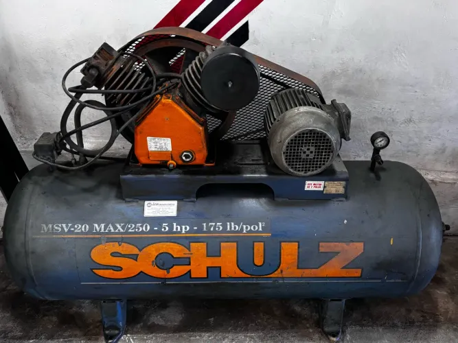 VENDE-SE COMPRESSOR SCHULZ MSV-20 MAX/250