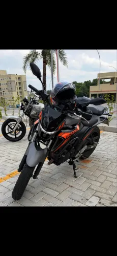 Yamaha Fazer 250 2025 Cinza - Único Dono, Documentos em Dia, Impecável