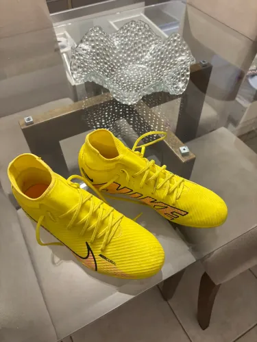 Chuteira Nike N 42 Mercurial Superfly 9 Club Campo