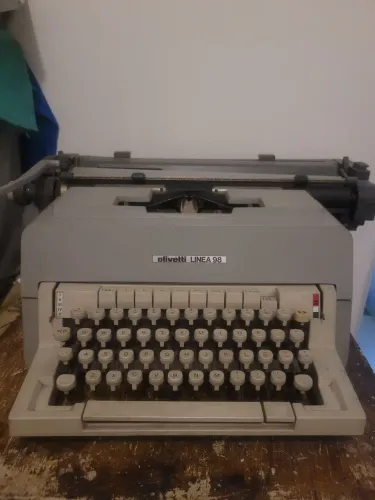 Máquina de escrever