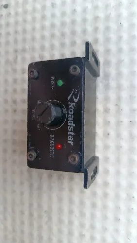 Controle de volume Roadstar digital