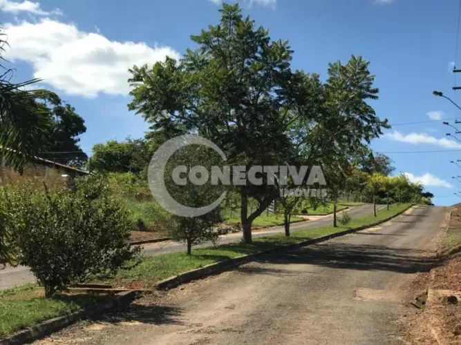 Terreno de 1.500 m² à Venda no Condomínio Ecológico Pouso Alto, Ouro Verde de Goiás/GO