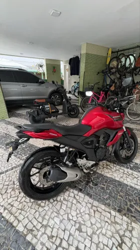 Fz15 2023 31 mil km com detalhes 