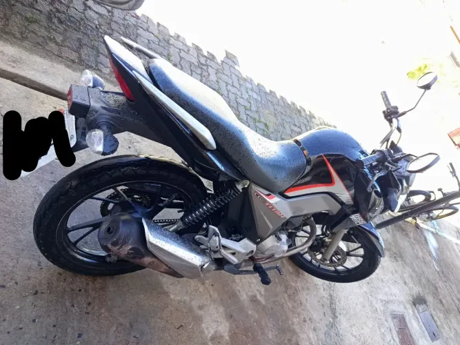 Vendo Titan 160 2018