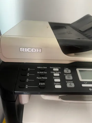 Impressora multifuncional Ricoh