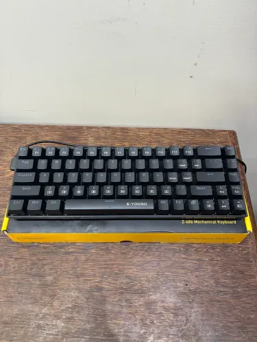 Teclado E-Yosso 60% RGB