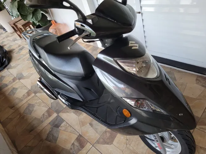 Burgman 125i 2015