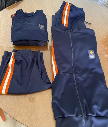 Kit de uniformes masculino USCS