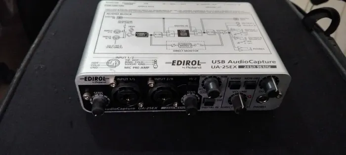 Roland UA-25EX Placa de audio.
