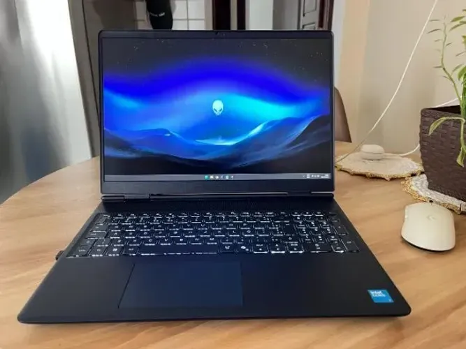 Notebook Gamer Dell Alienware Aurora 16 | RTX 3050 | I7 | 32GB RAM