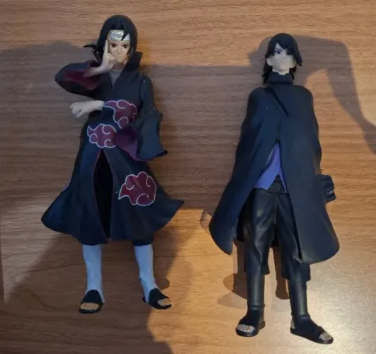 Sasuke e Itachi Figure Boneco