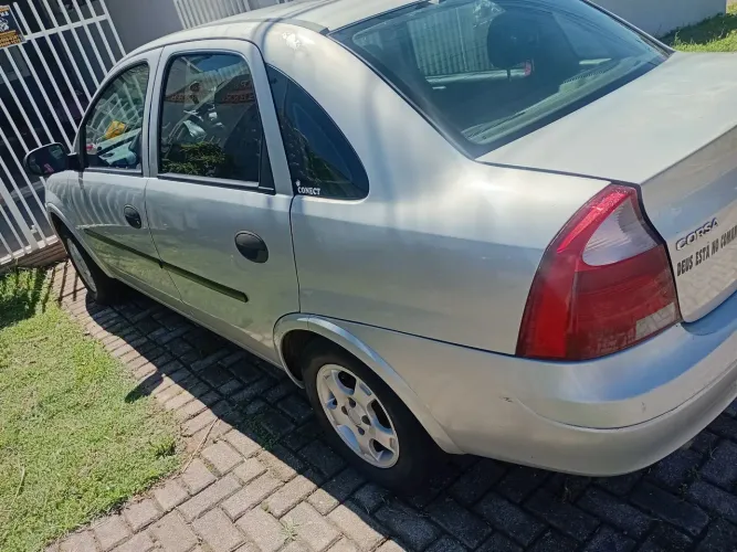 Chevrolet Corsa Sedan 1.0 MPFI 8V 71cv 4P 2002