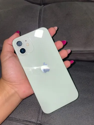 iPhone 12