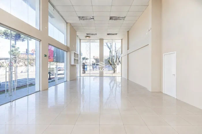 Prédio comercial com 1.085 m² à venda no Jardim Social em Curitiba