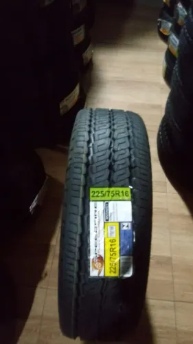 VENDO PNEUS REMOLD CARGA 225/75/15 GS TIRE