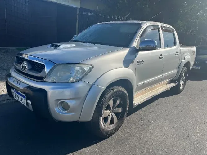 Toyota Hilux CD SRV D4-d 4X4 3.0 TDI Diesel AUT 2010