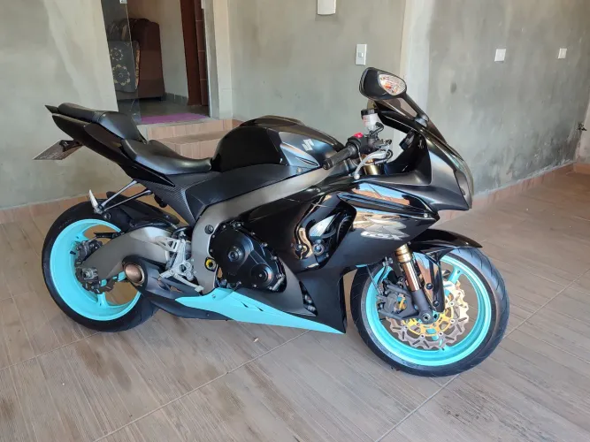 Suzuki GSX r 1000 2012