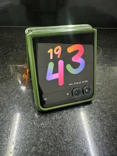 Moto Rarz 50 Ultra