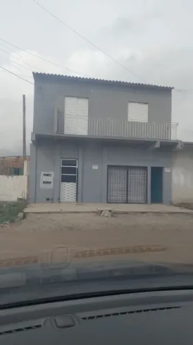 Sobrado em Pelotas 19x7m²