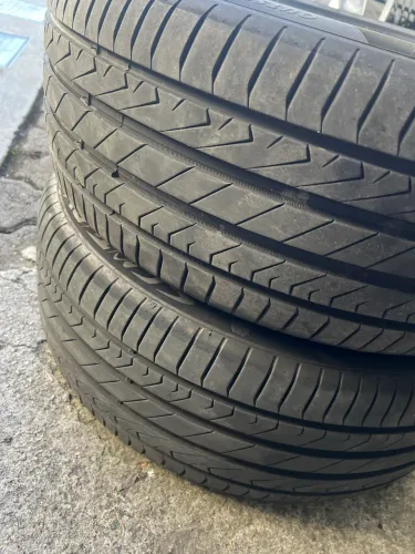 Pneus 245/45r20