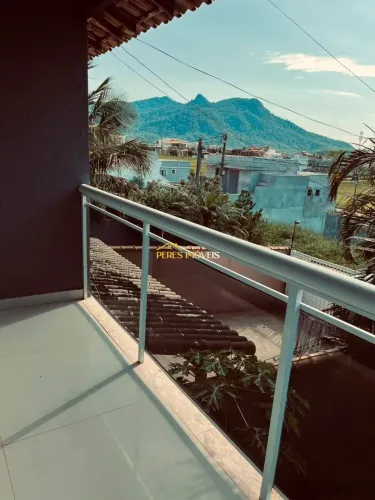 Casa com 3 dormitórios à venda, 270 m² por R$ 480.000 - Maria Turri - Rio das Ostras/RJ