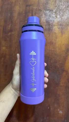Garrafa térmica + gravação a laser!