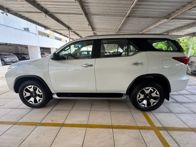 Toyota Hilux SW4 SRX Diamo. 4X4 2.8 TB DIE AUT 2020