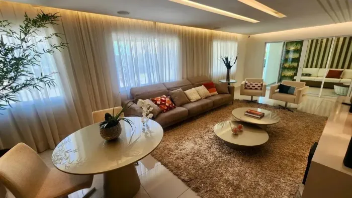 Casa em condominio fechado 210 m2 PORTEIRA FECHADA, 3 SUITES em Lagoa Redonda - Fortaleza 