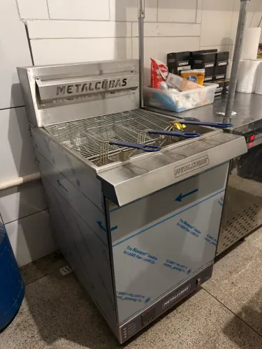 Fritadeira Industrial Metal Cubas 3 cestos 18000w