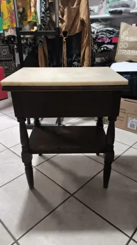 Mesinha retro