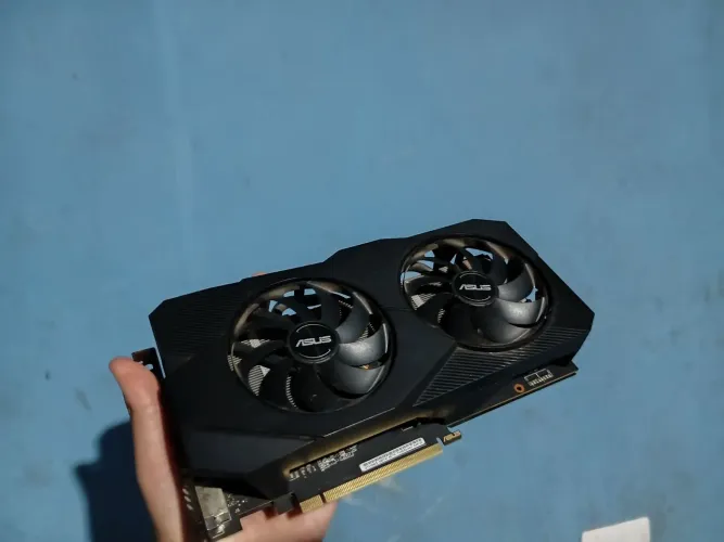 Placa de video 1660 super com defeito (troca por inferior)