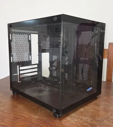 Gabinete Gamer Hayom Aquário - Sem Fans