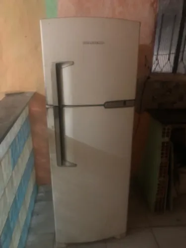 Vendo geladeira Brastemp