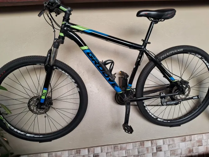 Bike aro 29, quadro 19 cor preta.