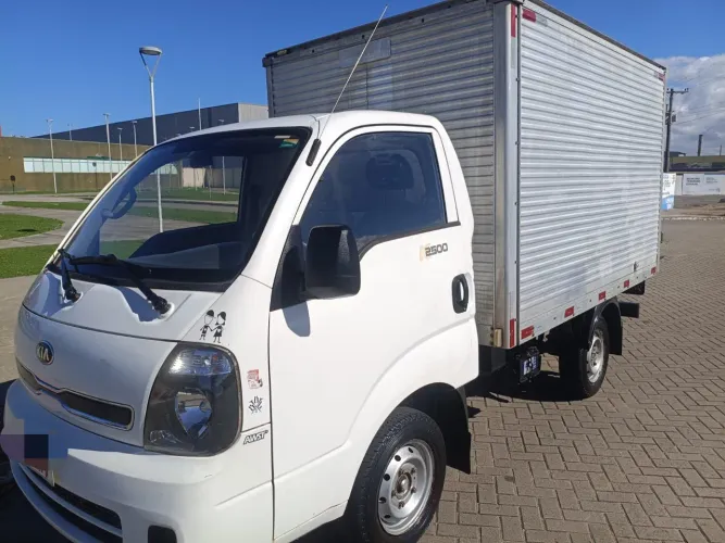 Kia Motors Bongo K-2500 2.5 4X2 TB Diesel 2016