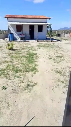 Casa em Santa Bárbara-BA