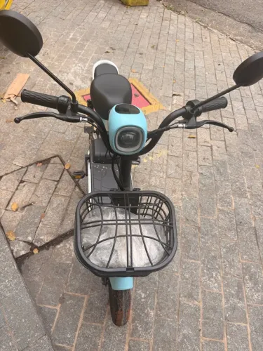 Scooter elétrica